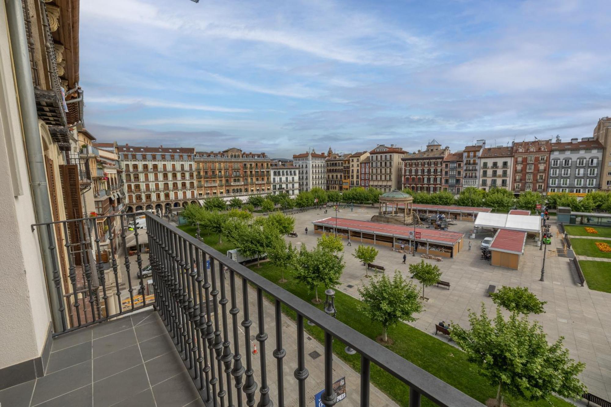 Tuapartamento Gran Boutique - Centro Ciudad Plaza Del Castillo Apartment Pamplona Bagian luar foto